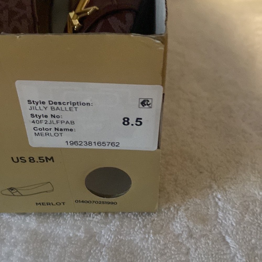 Michael Kors Jilly Ballet Flats Merlot Size 8.5 (no lid box) - Picture 8 of 8
